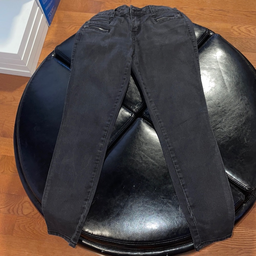 Black Guess jeans Women’s size 8